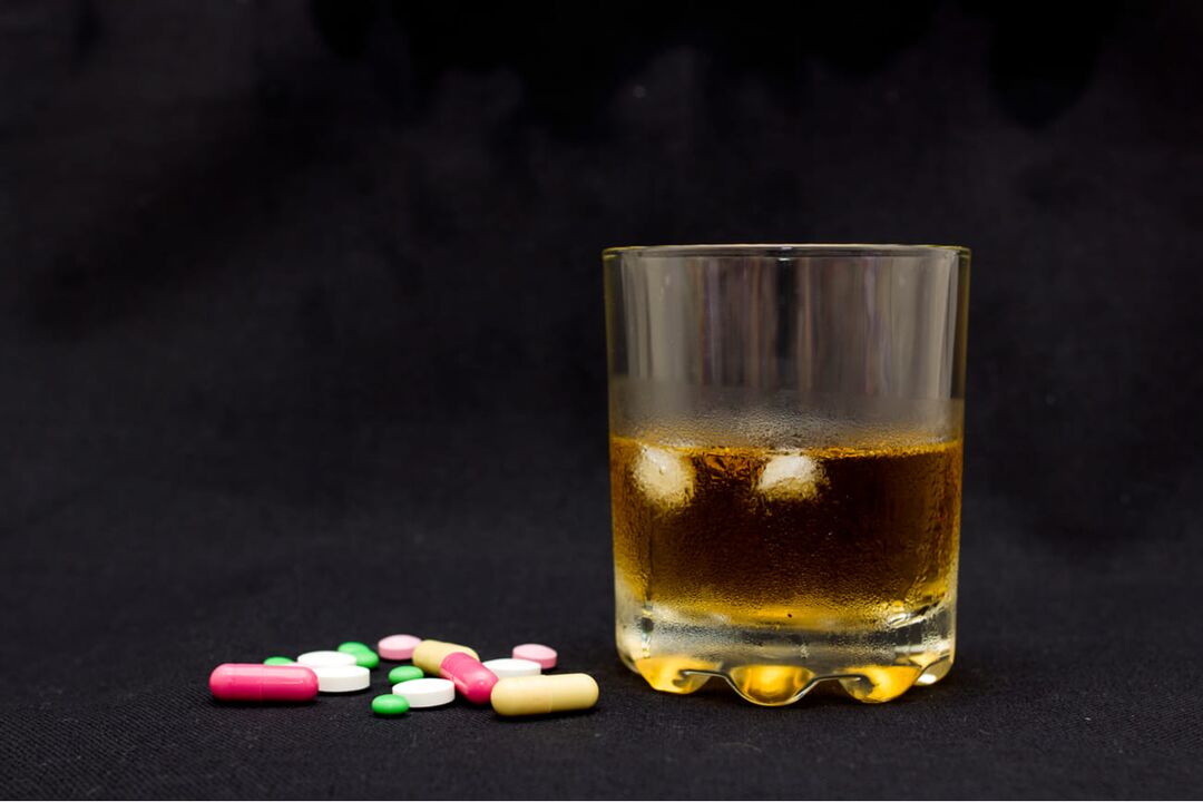 How long after antibiotics can you drink alcohol 